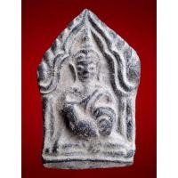 ราคา พระขุนแผนมหาเสน่ห์ พิมพ์อุ้มไก่ เนื้อดินดำปราสาทขอมพันปี เทพ เจ้าแห่งโชคลาภ หลวงปู่สรวง เทวดาเดินดิน ปี19 พระขุนแผน (25895793417)