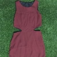 ราคา เดรสสั้นเว้าเอว สีแดงเลือดนก มือ2 สภาพดี มีซับใน ผ้าใส่สบาย (2109785074)