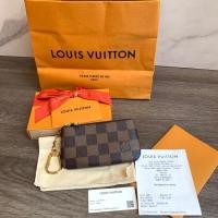 ราคา CO230107958] Lv / Pochette Key Pouch Microchip (19971513434)