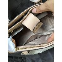 ราคา กระเป๋าสีครีมงานแบรนด์แท้ พร้อมส่ง!! (8946846050)