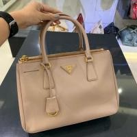 ราคา Used Prada saffiano 30 commeo 2013 (5915498398)