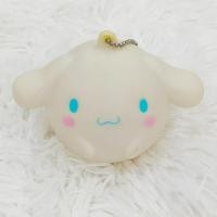 ราคา (มือสองพร้อมส่ง) พวงกุญแจสกุชชี่ Cinnamoroll (ชินนามอนโรล) นุ่มนิ่ม บีบฟิน คลายเครียด (47604471336)