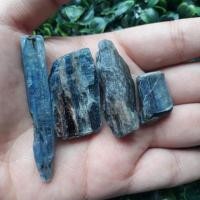 ราคา N696 ไคยาไนท์(Kyanite) พลอยก้อน พลอยดิบ พลอยแท้ (1253093918)