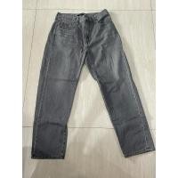 ราคา เสื้อกั๊ก Uniqlo jeans & bershka (24936881788)
