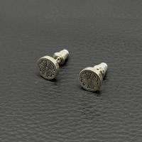 ราคา Chrome Hearts Thai Silver Classic Retro Flat Cross Flower Earrings for Men and Women (49206593912)