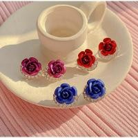ราคา พร้อมส่งต่างหูดอกกุหลาบล้อมเพชร ตุ้มหูออกงาน ต่างหูดอกไม้คริสตัล สีแดง ม่วง น้ำเงิน น่ารักสวย ใส่ทำงานไปงานแต่ง ปาร์ตี้ (25865617923)