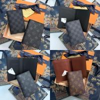 ราคา Lv Passport microchip *กรุณาทักแชทเพื่อเช็คสต็อคก่อนกดสั่งนะคะ* (40362299829)