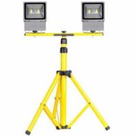 ราคา ขาตั้งโคมไฟ LED Spotlight (สีเหลือง) 2 หัว สูง 1.5 เมตร //0766// (1371830600)