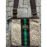 ราคา กระเป๋าสะพาย Tommy Hilfiger แท้ (2257254382)