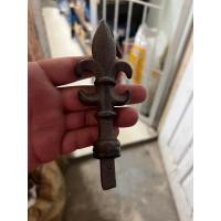 ราคา หัวเสา หัวเสาฐานเหล็กหล่อ ฐาน1/2 เหล็กหล่อ เสา ศร ศรแหลม ศรหัวเสา ตกแต่งเสาบ้าน ตกแต่งรั้ว ศรรั้วบ้าน (25957187453)