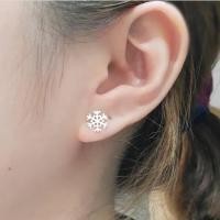 ราคา Minimalist925 ต่างหูเกล็ดหิมะเงินแท้ (215563601)
