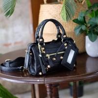 ราคา กระเป๋าทรงสุด ฮิตจาก Massimo Dutti ขนาดมินิ (7237409607)