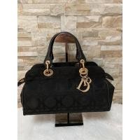 ราคา กระเป๋า Christian Dior Lady Dior East West Cannage มือสอง ของแท้ (13725244270)