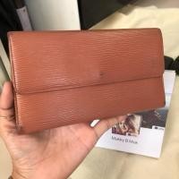 ราคา Used LV Wallet แท้ 100% (905222927)