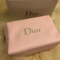 ราคา กระเป๋าใส่เครื่องสำอางค์ Dior ของแท้ ขนาดพกพา (1111611604)