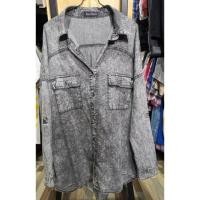 ราคา ผ้ามือสอง เสื้อเชิ้ตยีนส์สีดำซีดเซอร์ (11428425143)