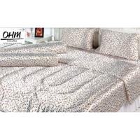 ราคา OHM ผ้าปูที่นอน ผ้าซาตินแท้ 330 เส้น ขนาด 3.5 ฟุต 3 ชิ้น พื้นขาวลายจุดหลากสี (904881125)