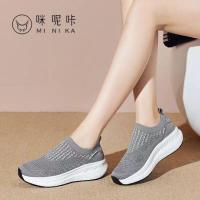 ราคา SALEเทาไซส์39รองเท้าผ้าใบเพื่อสุขภาพแบรนด์Minikaสไตส์สปอร์ต ใส่นิ่ม เบาสบายเท้า ผ้าระบายอากาศ (7502935634)