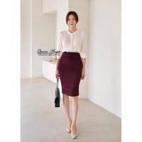 ราคา กระโปรงเก็บทรงหุ่นเพรียว ผ้าโรเชฟ สีแดงเลือดหมู (6157469121)