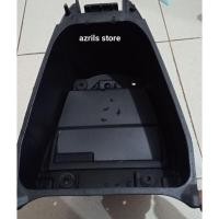 ราคา กล่องสัมภาระใต้เบาะ Yamaha Vega ZR + ฝาครอบแบตเตอรี่มือสองเดิม (43766515304)