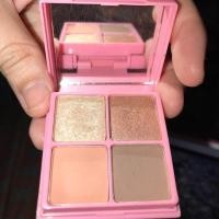 ราคา Cute press min palette ใหม่มาก ใช้ไปสองครั้งถ้วน (662423337)