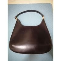 ราคา กระเป๋าคล้องไหล่​ โฮโบ​ferragamo made​ in​ Italy สีน้ำตาล (29205666713)