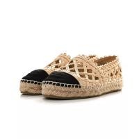 ราคา Chanel summer Raffia Fabric CC Espadrilles size36 ของแท้ ** สภาพดีมีร่องรอยบ้างตามภาพ ขอคนเข้าใจรองเท้ามือสอง (26641883571)