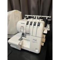 ราคา Brother จักรโพ้ง รุ่น 2104D มือสองเหมือนใหม่ (22240333706)