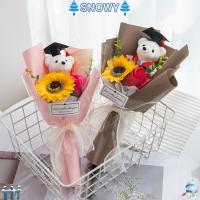 ราคา เต็มไปด้วยหิมะ ช่อดอกไม้หมีน่ารักช่อดอกไม้รับปริญญาดอกทานตะวันช่อดอกไม้การ์ตูนตกแต่งช่อดอกไม้ดอกทานตะวันวันวาเลนไทน์ (54407486797)