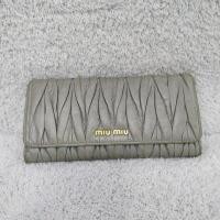 ราคา Miu Miu แท้ Long Wallet (16404497326)