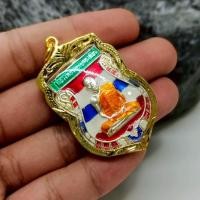 ราคา เหรียญหลวงพ่อรวย ปาสาทิโก ปี 2555 เนื้อกะไหล่เงินลงยา เลี่ยมทองไมครอนกันน้ำ"พระบ้านรวมๆสวยๆวัดใจ" (43370745790)