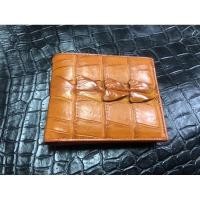 ราคา กระเป๋าสตางค์ สีแทนส้ม หนังจระเข้แท้ เย็บขอบ ส่วนหาง หนังแท้ Crocodile skin wallet สวย ดูดี ใช้ทน สำหรับคุณผู้ชาย (7657428065)