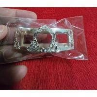 ราคา กรอบเลสเงินแท้รุ่นไตรมาส5995 ปี59 ขนาด4บาท หลวงพ่อรวย วัดตะโก (43658193694)