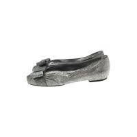 ราคา Salvatore Ferragamo Pumps REGALE SLV Direct from Japan Secondhand (46704031143)