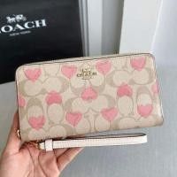 ราคา Coach Long Zip Around Wallet In Signature With Heart Print/CQ147 (25313160948)