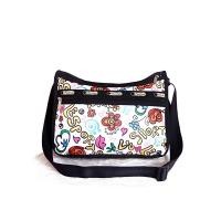 ราคา [กระเป๋ามือสอง] LESPORTSAC ของแท้! cross body ผ้าโพลีเอสเตอร์ 13นิ้ว กระเป๋าสภาพดี กระเป๋าสะพายข้าง เลอสปอร์ตแซค (15131484267)