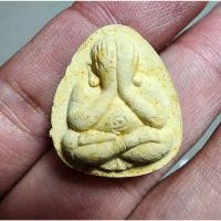 ราคา พระปิดตาเนื้อผง หลังยันต์ห้า วัดประชุมราษฎร์ จังหวัดปทุมธานี พิธีใหญ่ สภาพเดิม ปีลึก (25916320899)