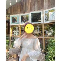 ราคา เสื้อปาดไหล่สีขาว เเขนผูกโบว์ (เสื้อผ้ามือสอง) (23415651633)