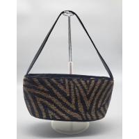 ราคา Vintage Shoulder Bag Bronze Black Beaded กระเป๋าสะพายไหล่สไตล์วินเทจ สีบรอนซ์ดำ ประดับลูกปัดทั้งใบ สวยมาก (51751217843)