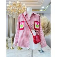 ราคา เสื้อเชิ้ตแขนยาว (ปักดอกทิวลิป) แต่งกุ๊นขอบกระเป๋า ทรง Over size" (42001028808)