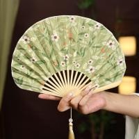 ราคา พัดลม พัดลมพกพาขนาดเล็กพัดลมพับโบราณสไตล์จีนฤดูร้อนเต้นรําพัดลม กี่เพ้า แคทวอล์ค มีดพัดลม ตอนนี้ (46657496282)