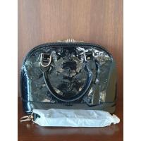 ราคา ส่งฟรี กระเป๋า LV หนังแก้ว มือสอง สภาพ95% (22219369152)