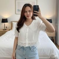 ราคา เสื้อคอบัวลูกไม้สีขาว ไซส์s (57703858365)