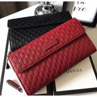 ราคา Gucci กระเป๋าสตางค์ 3 พับ สีแดงหนังปั๊มนูน (5642940962)