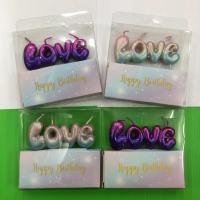 ราคา (ยกโหล 12 ชิ้น) No.264 เทียนเลิฟ เทียนอักษร คละสี พร้อมส่ง ได้12 ชิ้น (25051306230)
