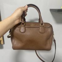 ราคา Used กระเป๋า Coach หมอน สีน้ำตาลล้วน (18217679689)