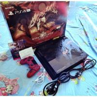 ราคา PS4 Pro Monster hunter limited edition มือ2 (19734864229)