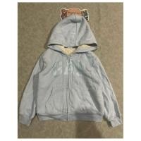 ราคา เสื้อแจ็คเก็ต เสื้อกันหนาวมีฮู้ดของเด็กมือสอง (สีฟ้า) Size 130 แบรนด์ Gapkids ของแท้ ✨% สภาพ 85% (51554190786)