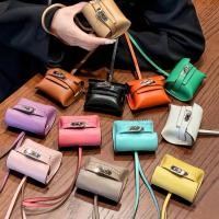 ราคา หนังกระเป๋ามินิสําหรับ Apple AirPods 1 2 3rd Pro 2 ใหม่ Dumpling รูปร่าง Blocked Design มัลติฟังก์ชั่น Universal หูฟังกระเป๋าหนังกระเป๋าเป้สะพายหลัง Lanyard (56606062484)