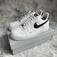ราคา Nike Air Force 1 '07 Essential (11818660306)